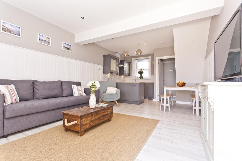 Bournecoast - Coastguard Cottage - Sea View - Garden - Hot Tub - Hb6098 Bournemouth Dış mekan fotoğraf
